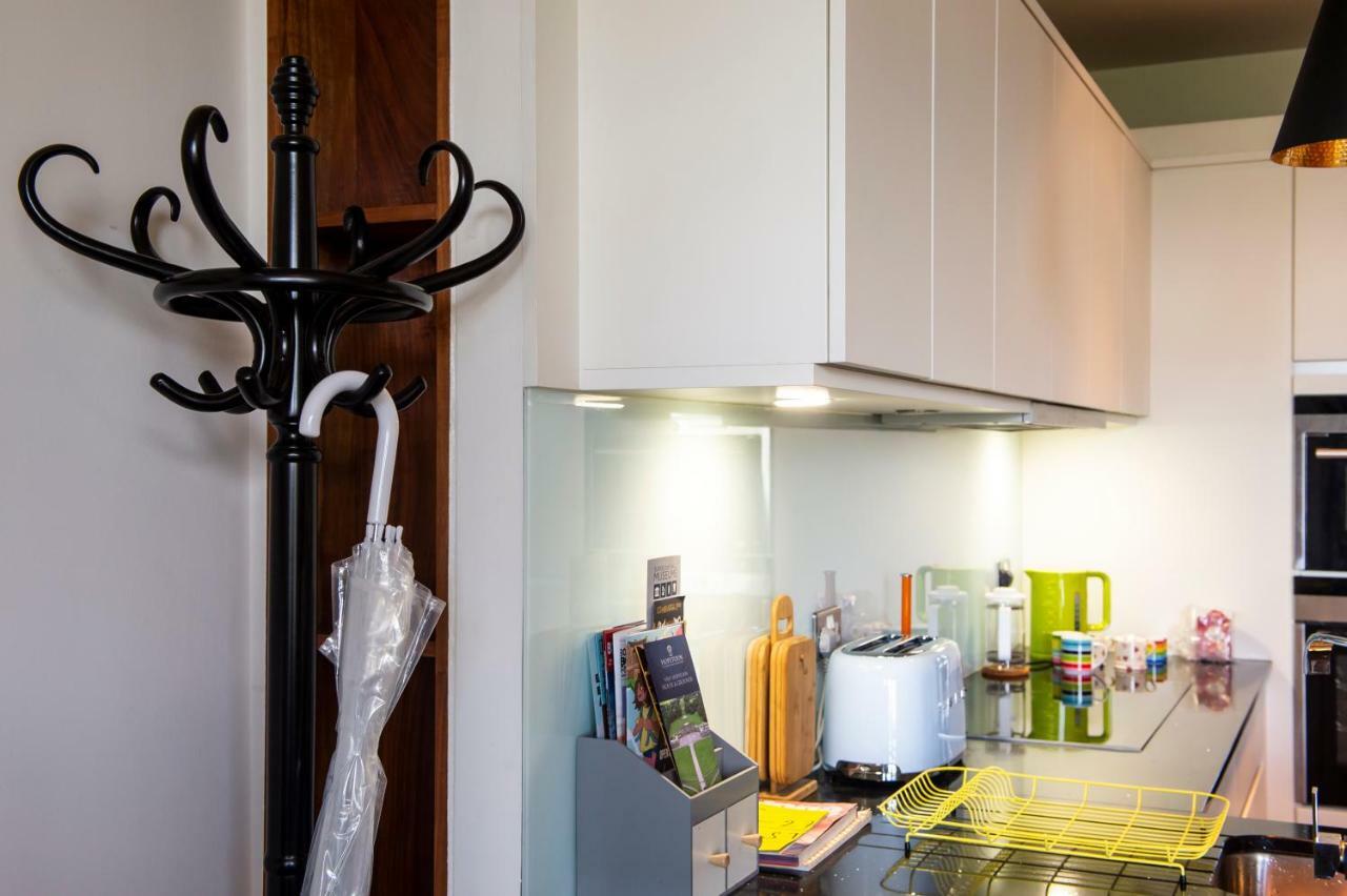 Modern Flat With Fantastic Views Apartment Единбург Екстериор снимка