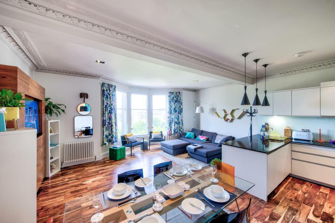 Modern Flat With Fantastic Views Apartment Единбург Екстериор снимка