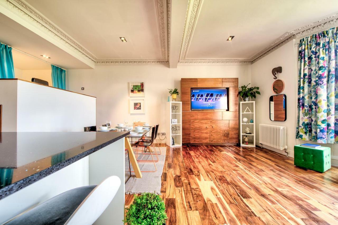 Modern Flat With Fantastic Views Apartment Единбург Екстериор снимка